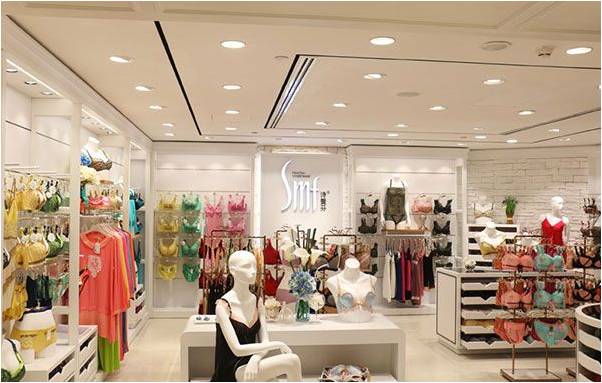 詩(shī)曼芬品牌內(nèi)衣服務(wù)獲加盟商客戶肯定