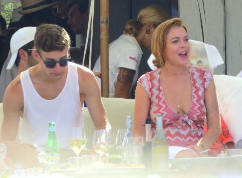 詩(shī)曼芬告訴你美胸對(duì)于時(shí)尚的重要性